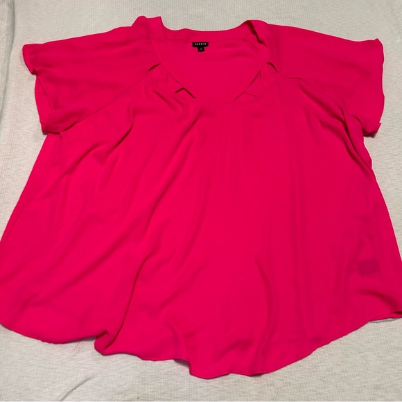 Torrid Georgette Cage Front Blouse Size 4 Pink Glo Plus Size - Picture 2 of 6